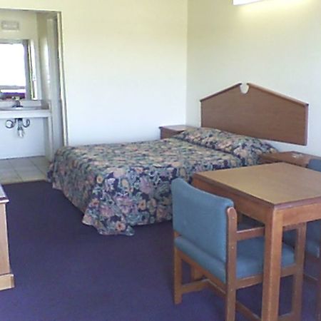 Delux Inn 梅斯基特 客房 照片